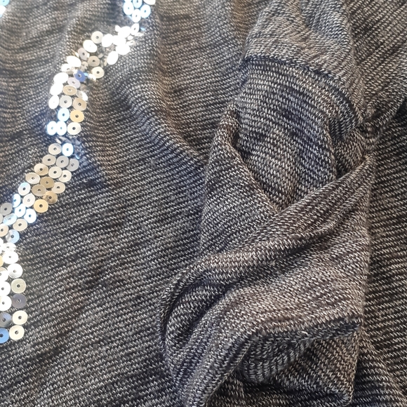 Forever 21 Sequined Heart 3/4 Sleeve Shirt - Picture 7 of 8